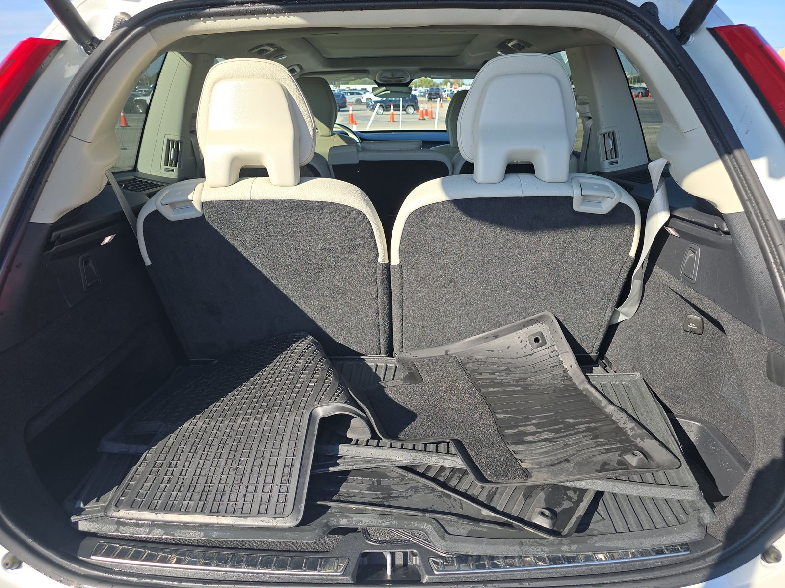 2024 Volvo XC90 B5 Plus AWD