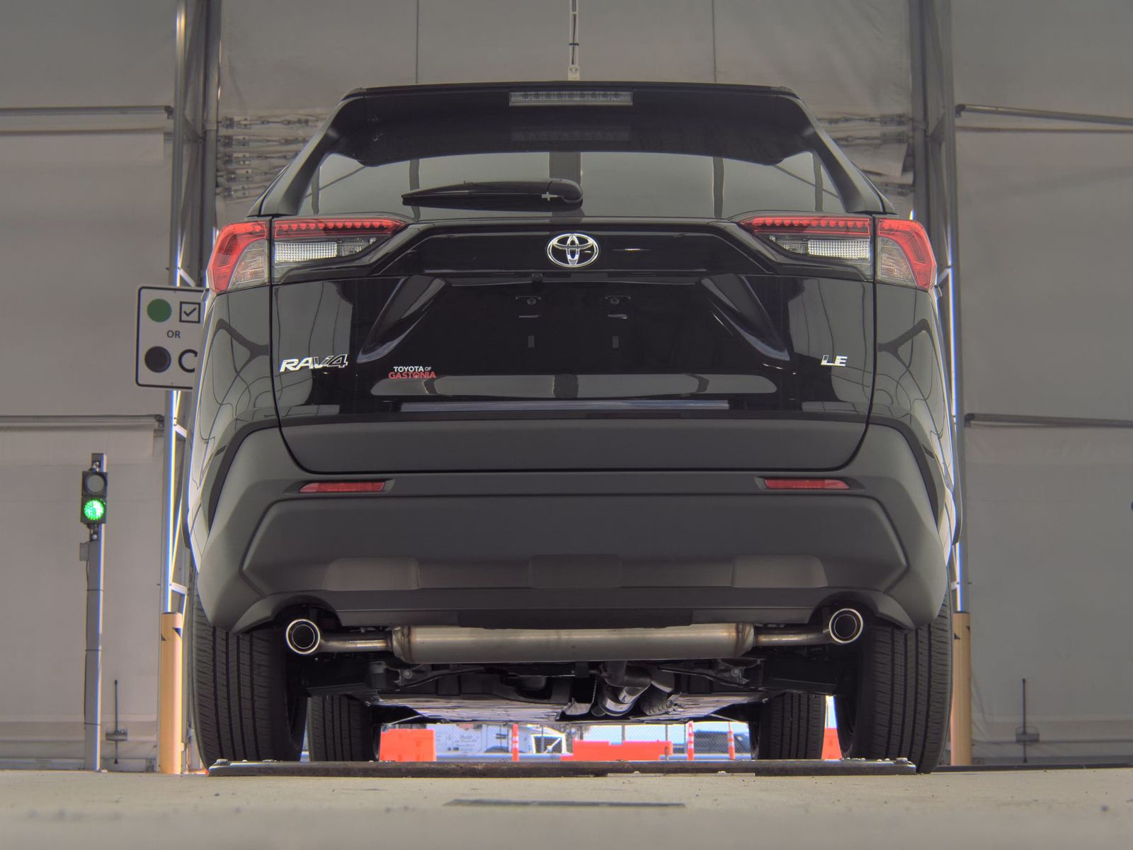 2025 Toyota RAV4 LE FWD