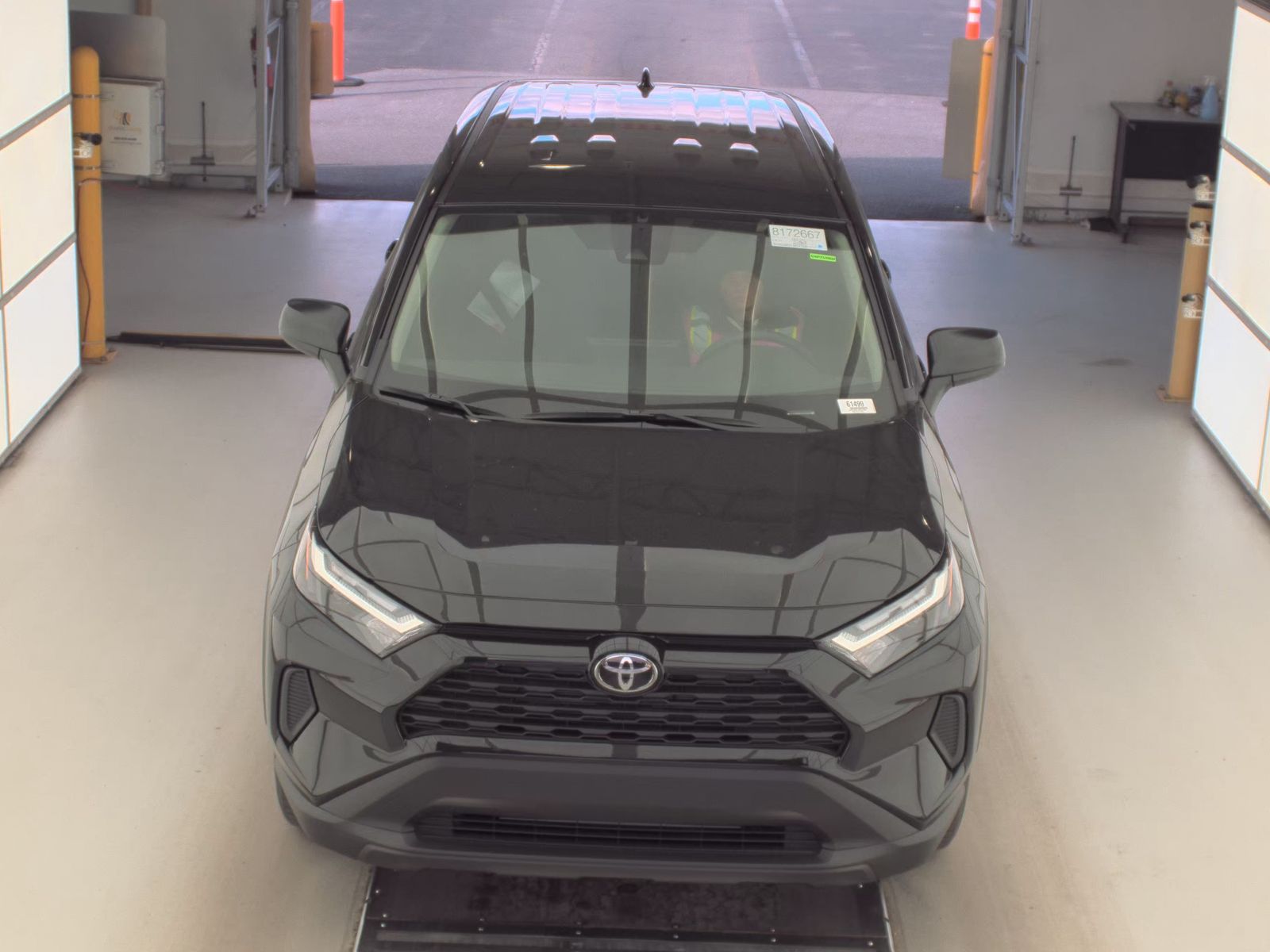 2025 Toyota RAV4 LE FWD