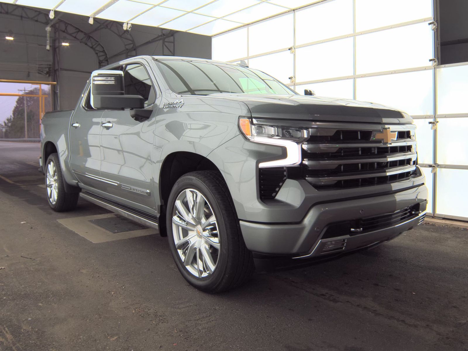 2025 Chevrolet Silverado 1500 High Country AWD