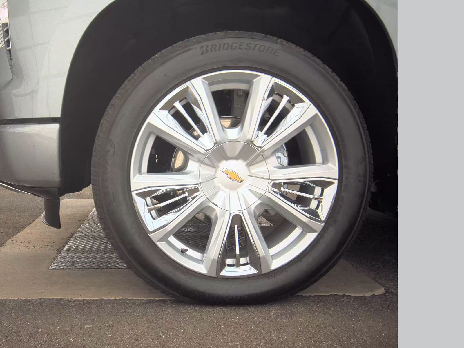 2025 Chevrolet Silverado 1500 High Country AWD