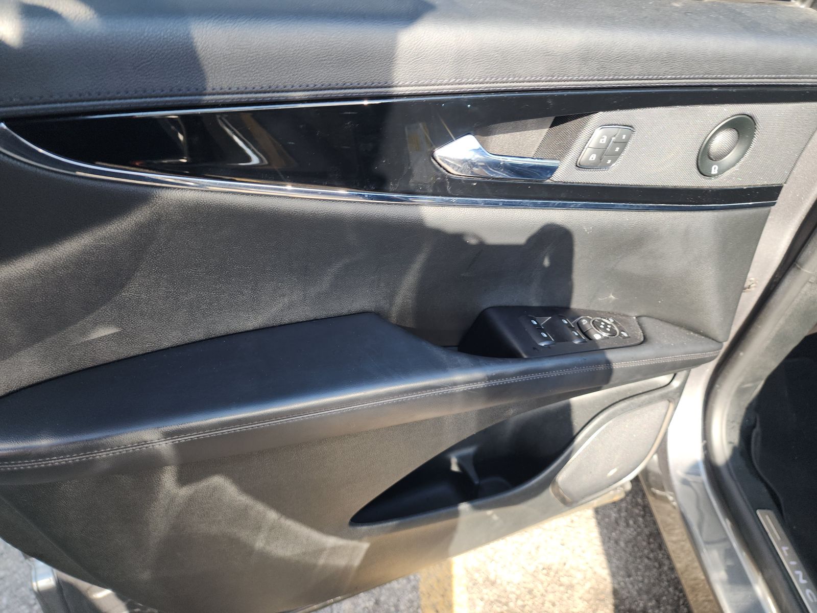 2023 Lincoln Nautilus Reserve FWD