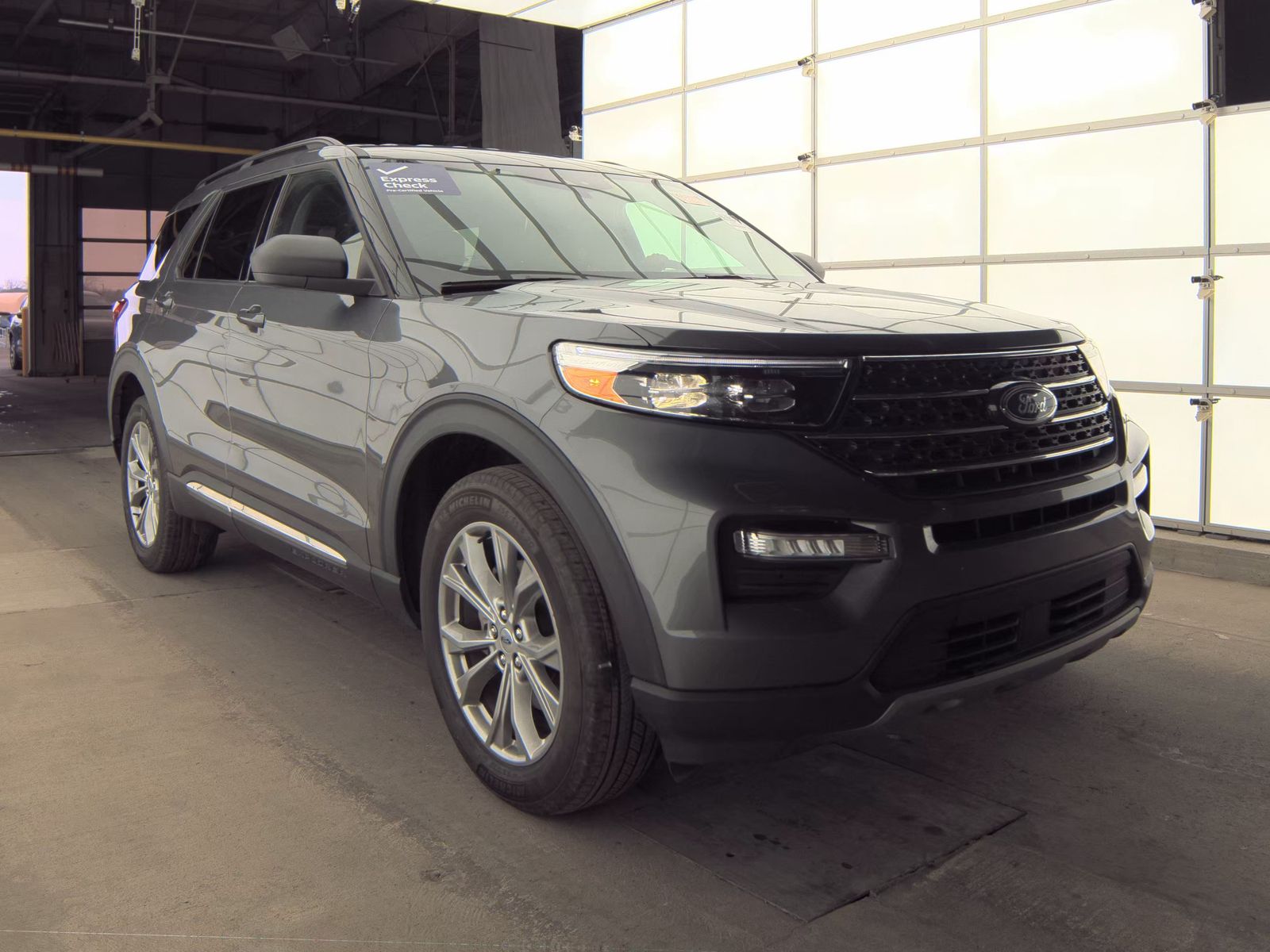 2022 Ford Explorer XLT AWD