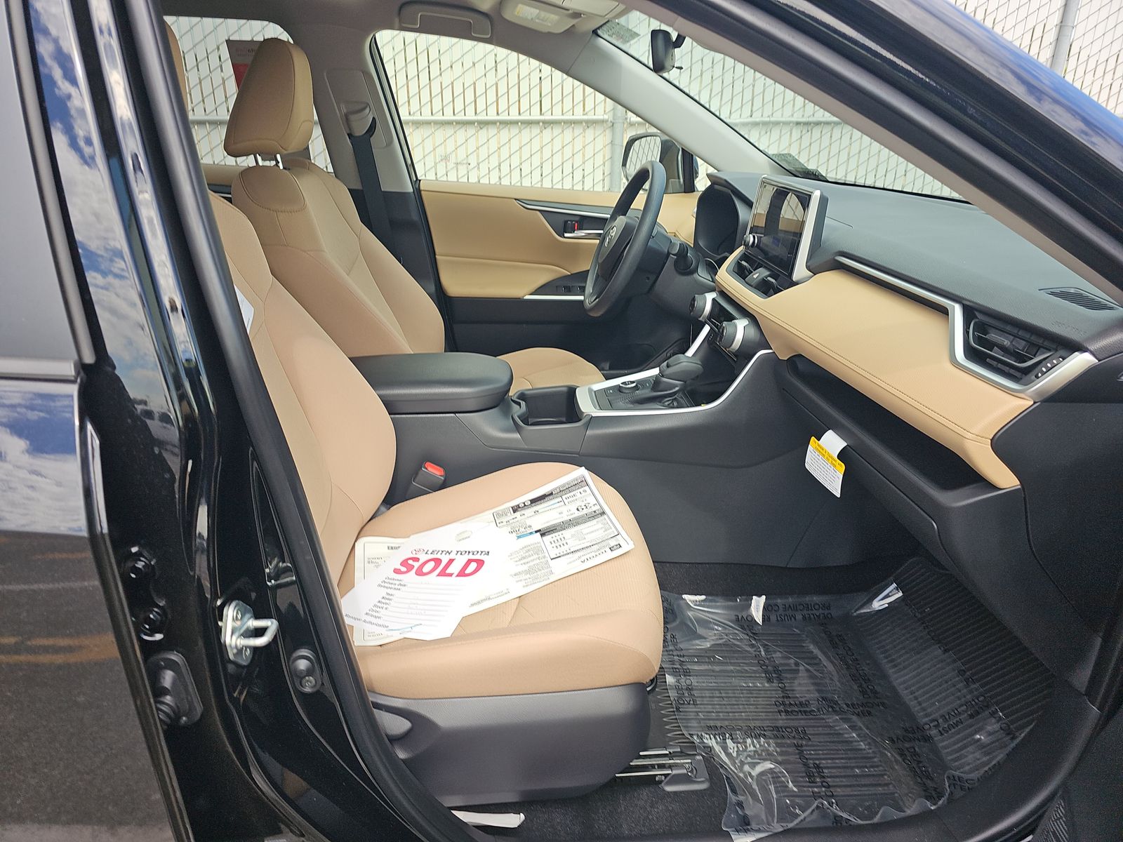 2025 Toyota RAV4 Hybrid XLE AWD