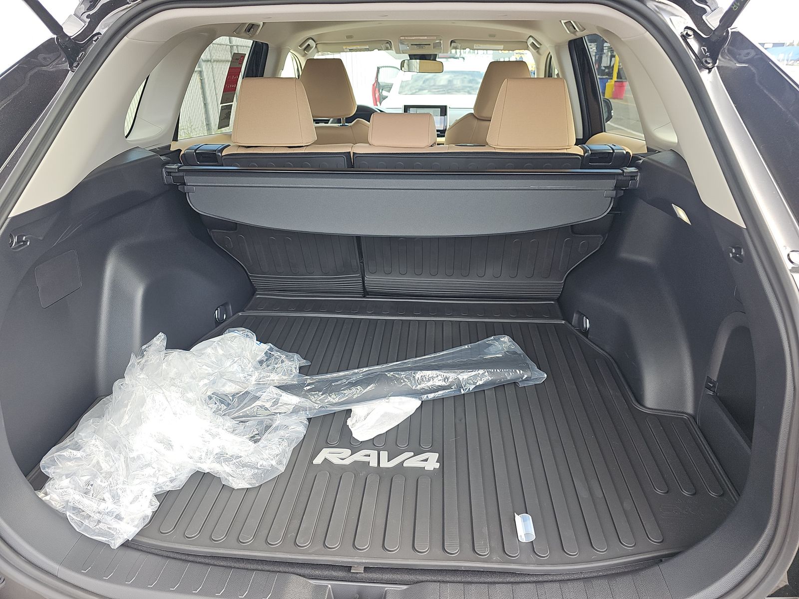 2025 Toyota RAV4 Hybrid XLE AWD