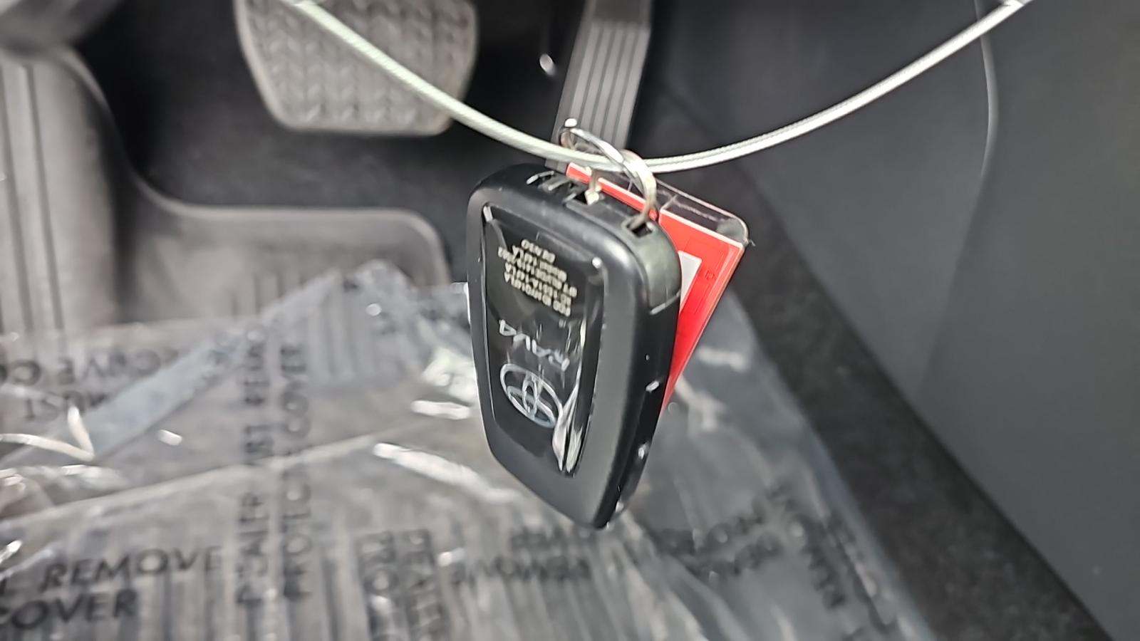 2025 Toyota RAV4 Hybrid XLE AWD