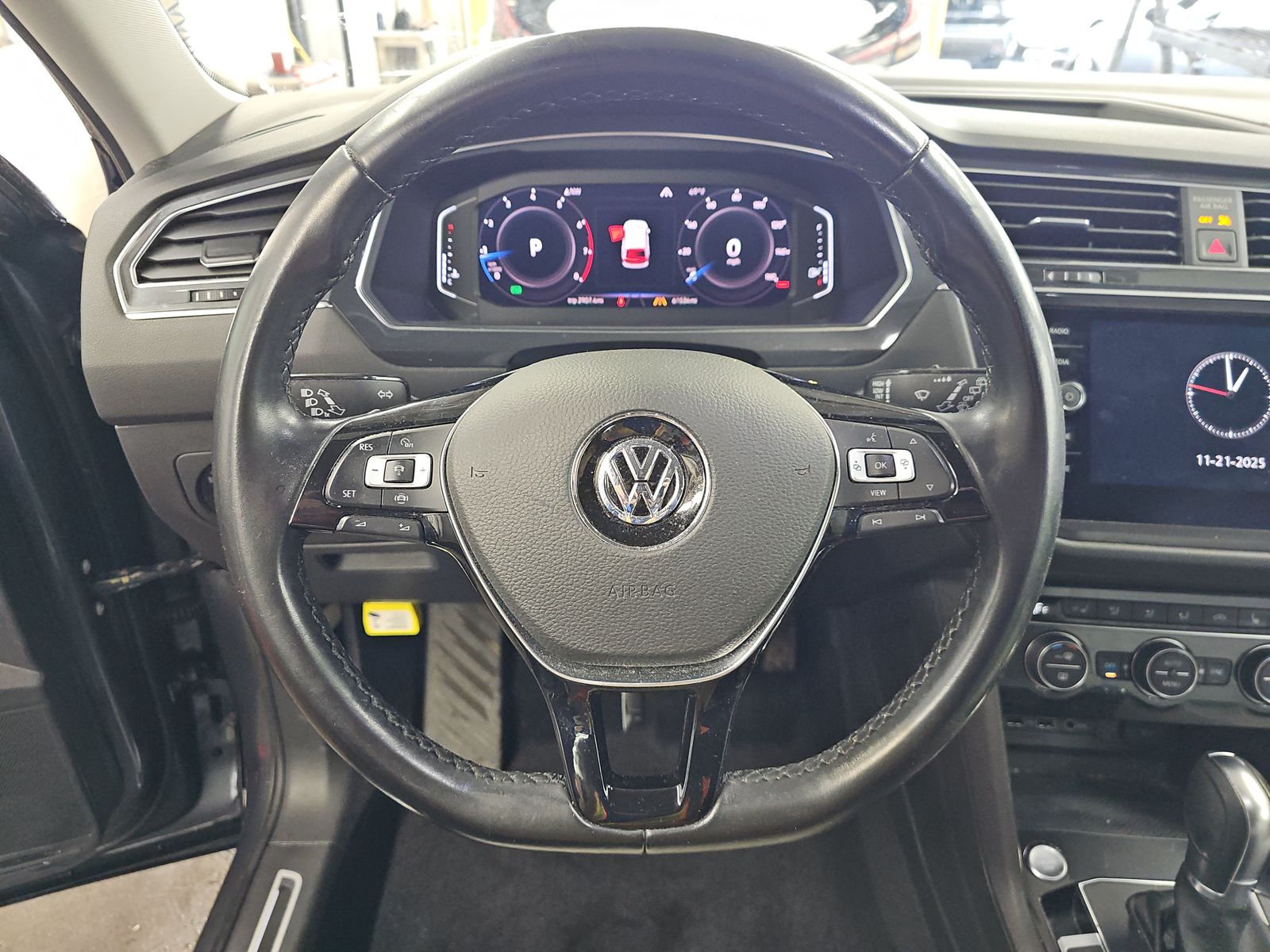 2019 Volkswagen Tiguan 2.0T SEL Premium R-Line AWD