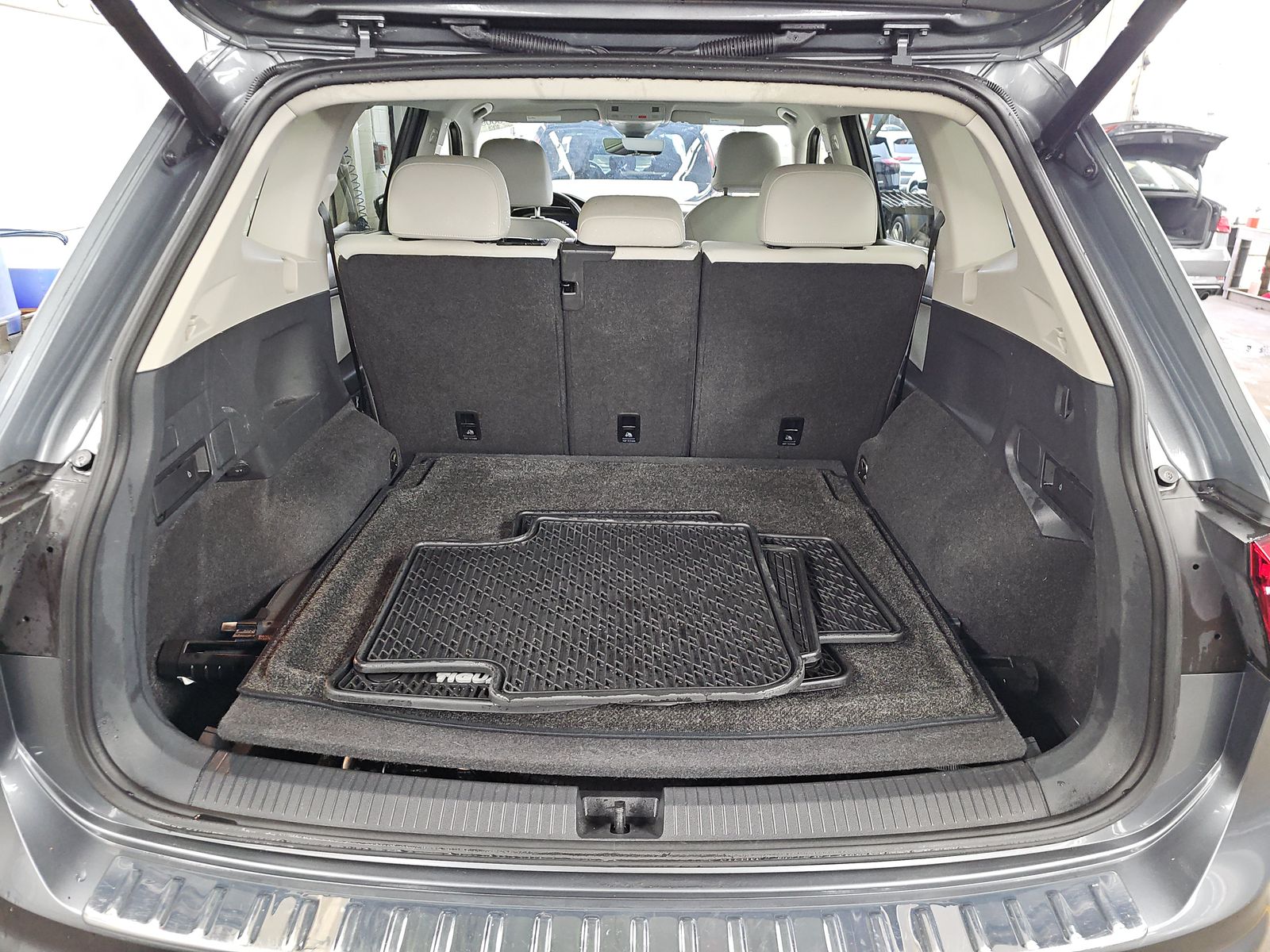 2019 Volkswagen Tiguan 2.0T SEL Premium R-Line AWD