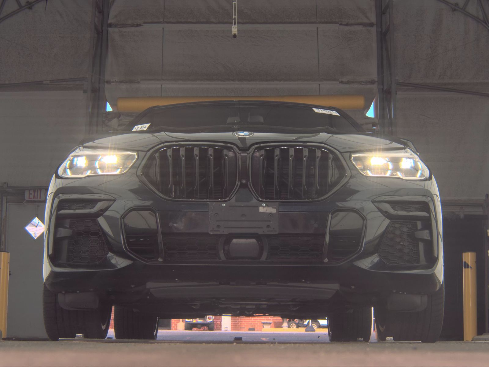 2022 BMW X6 M50i AWD