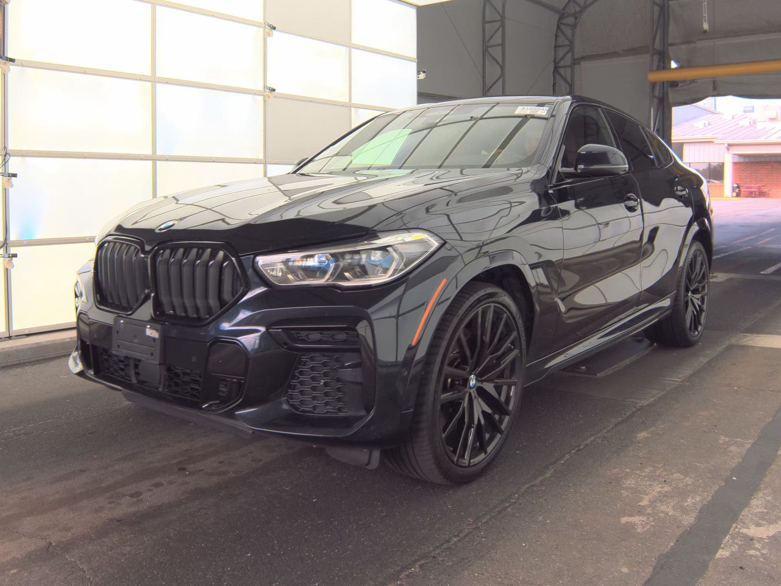 2022 BMW X6 M50i AWD