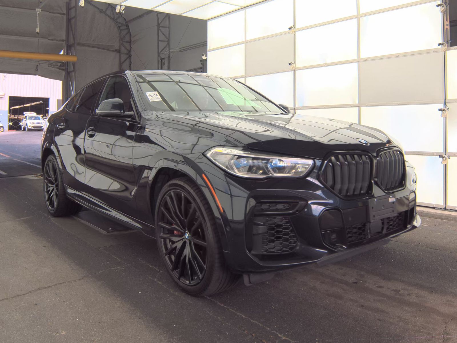 2022 BMW X6 M50i AWD