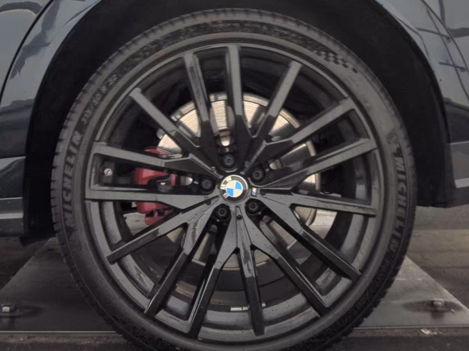 2022 BMW X6 M50i AWD