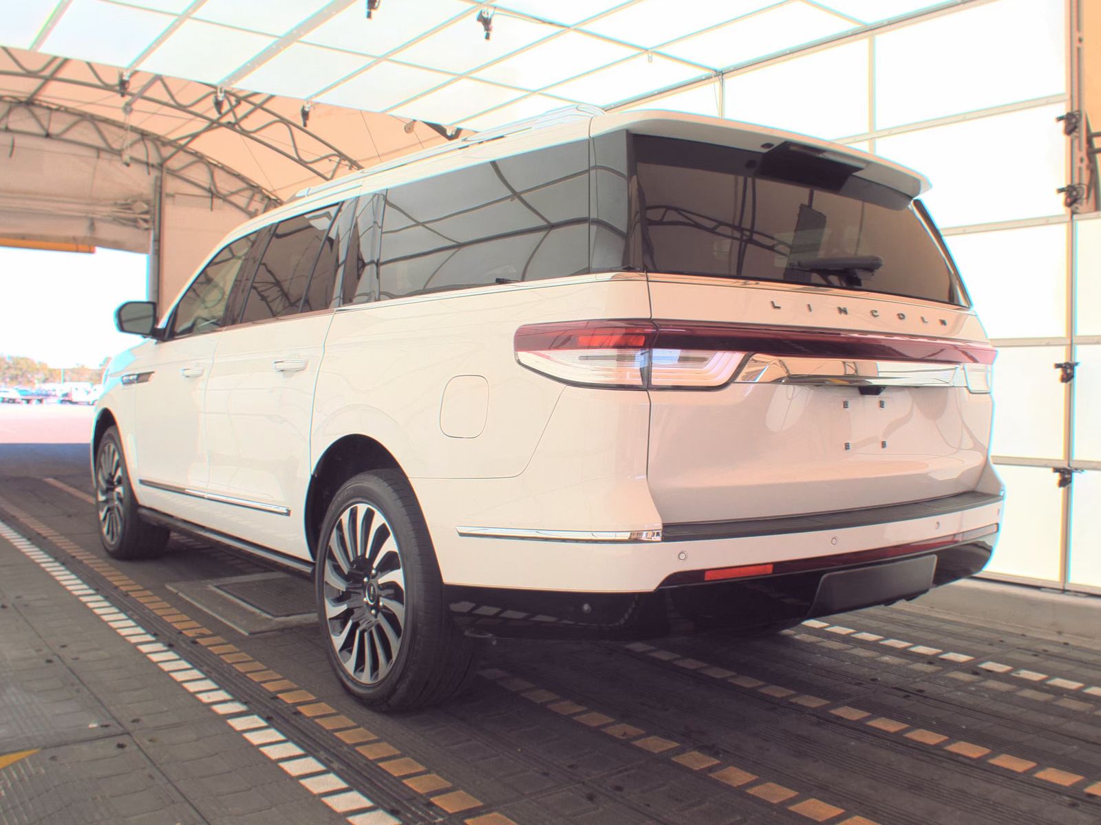 2022 Lincoln Navigator L Black Label AWD