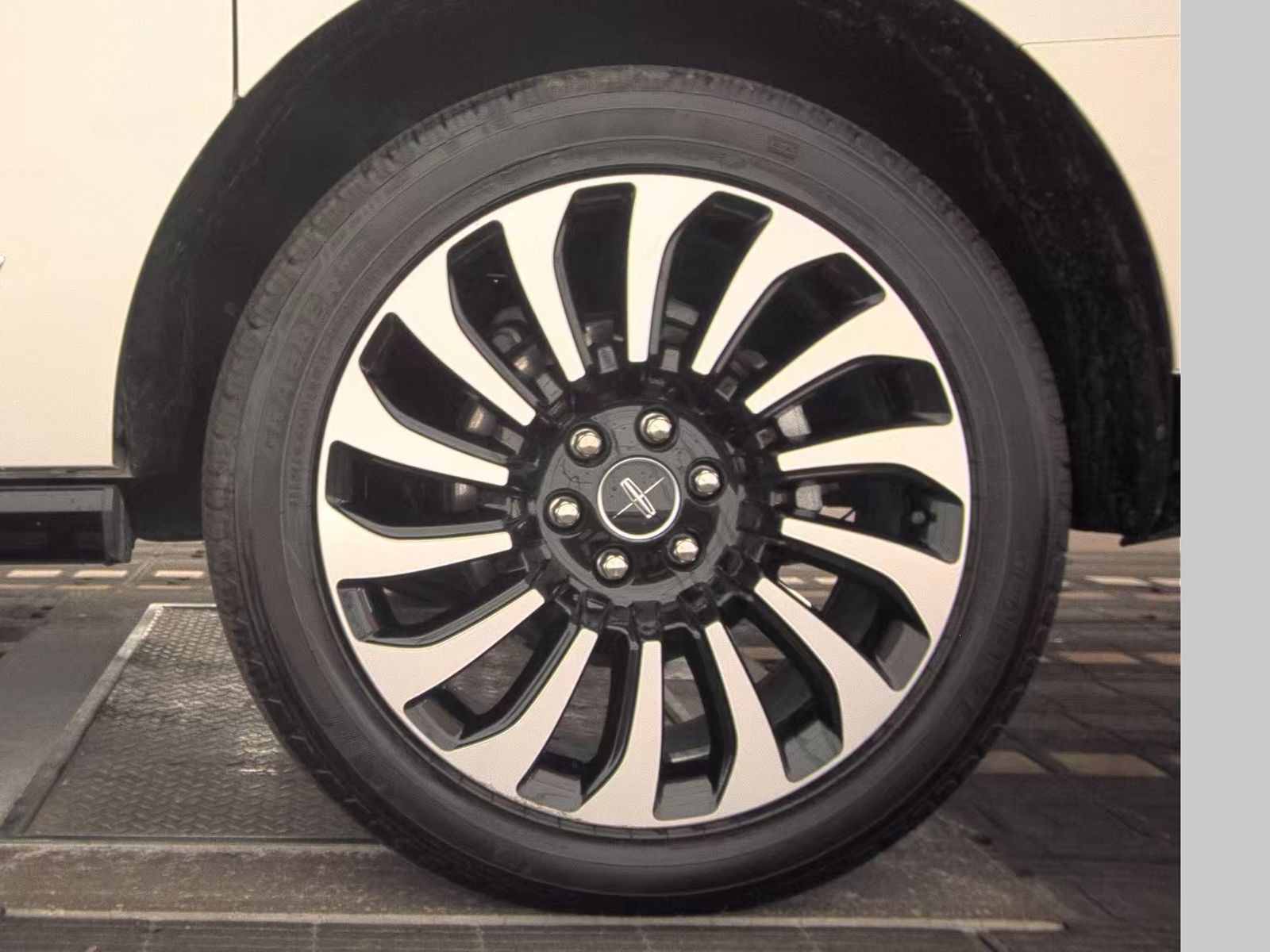 2022 Lincoln Navigator L Black Label AWD