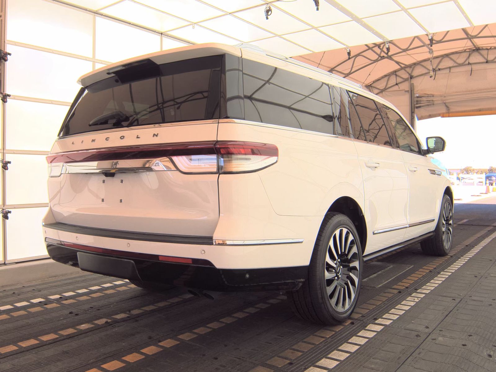 2022 Lincoln Navigator L Black Label AWD