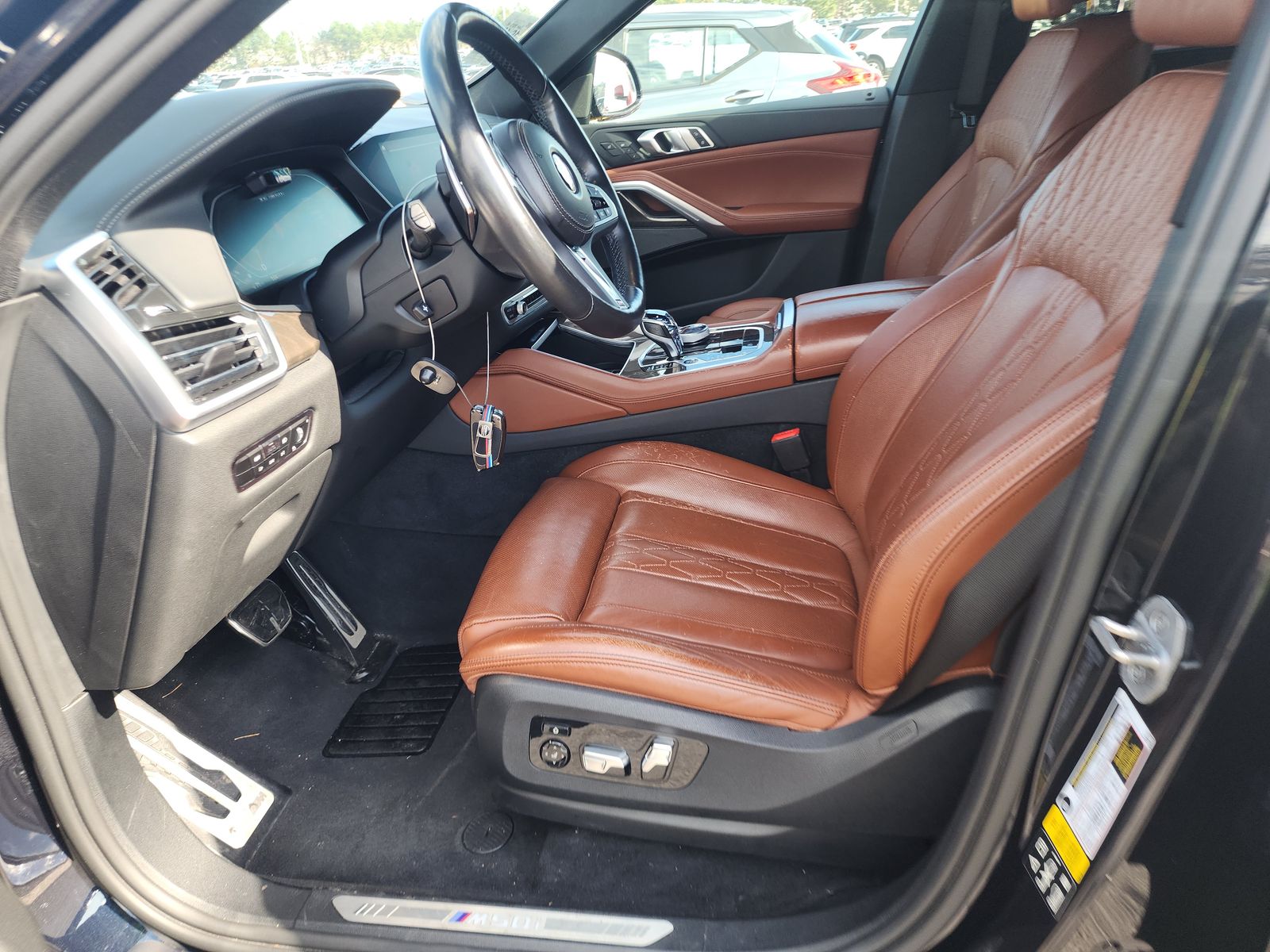 2022 BMW X6 M50i AWD