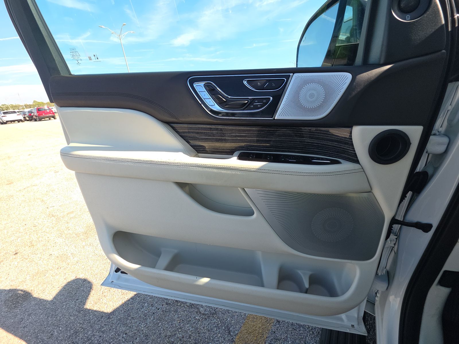 2022 Lincoln Navigator L Black Label AWD