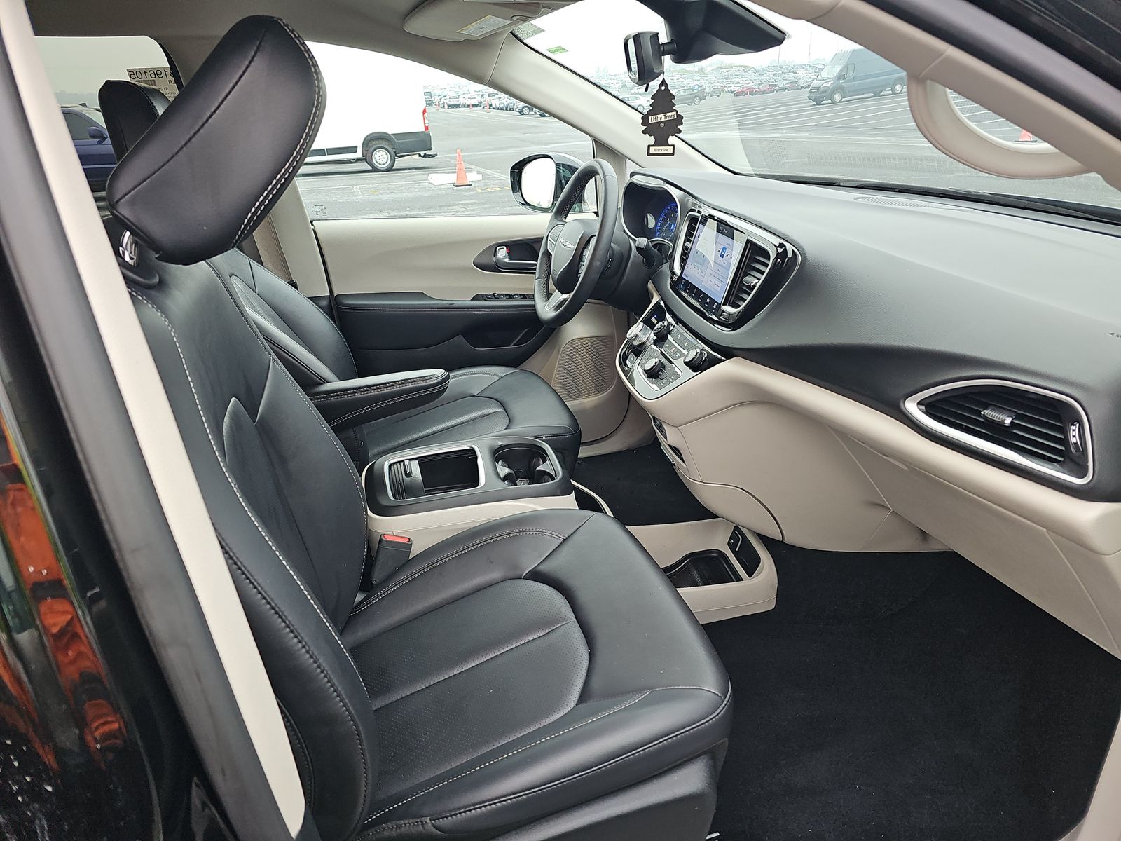 2024 Chrysler Pacifica Touring L FWD