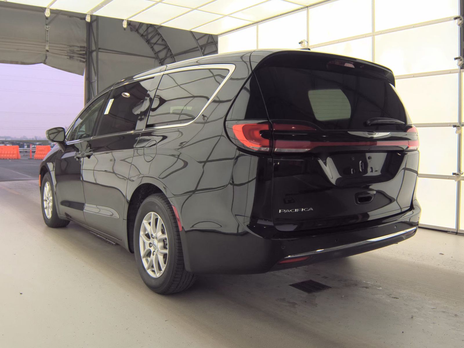 2024 Chrysler Pacifica Touring L FWD