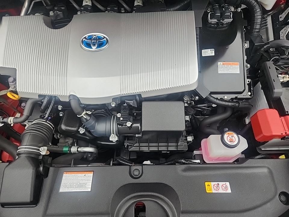 2022 Toyota Prius LE AWD