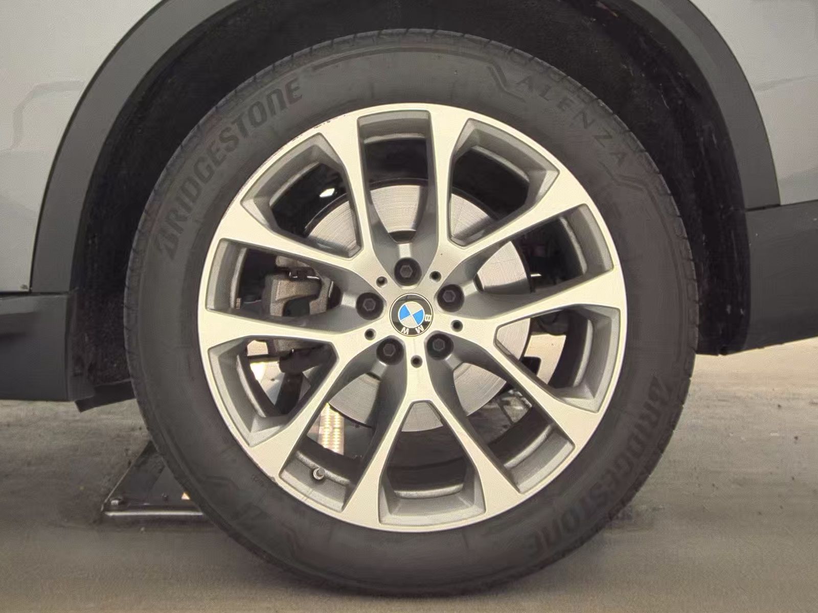 2024 BMW X5 xDrive40i AWD