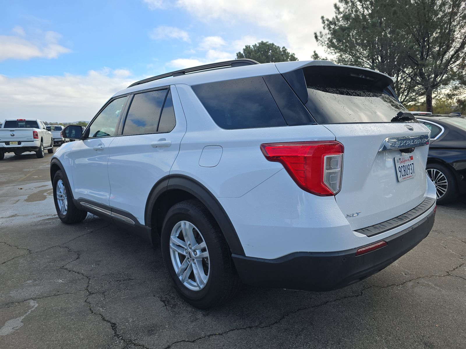 2022 Ford Explorer XLT RWD