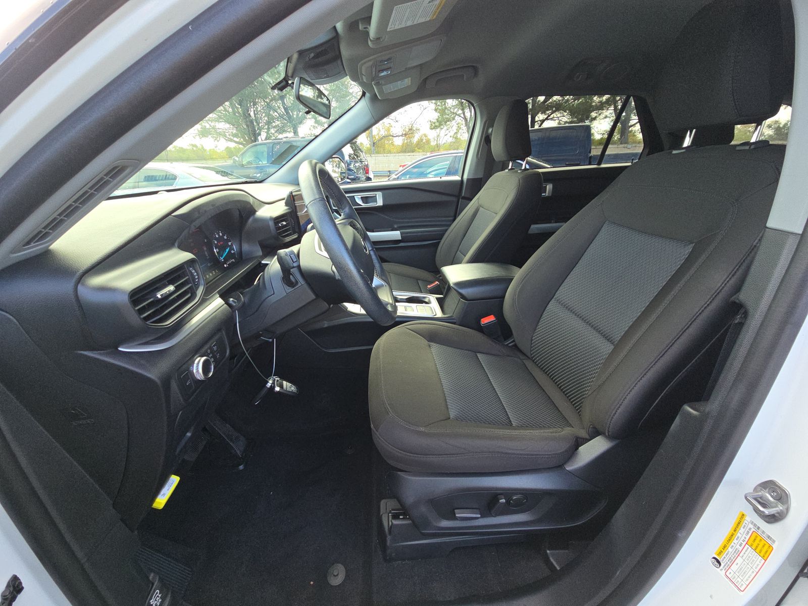 2022 Ford Explorer XLT RWD