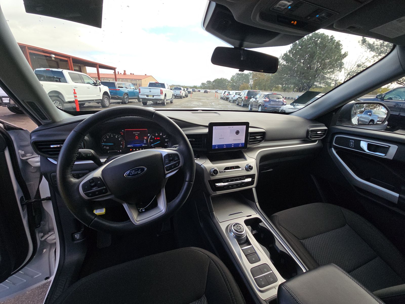 2022 Ford Explorer XLT RWD