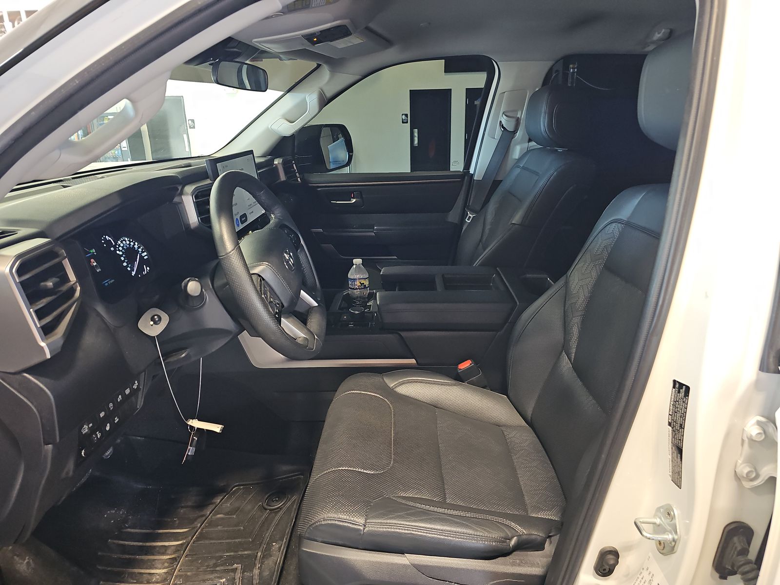 2023 Toyota Tundra SR5 AWD