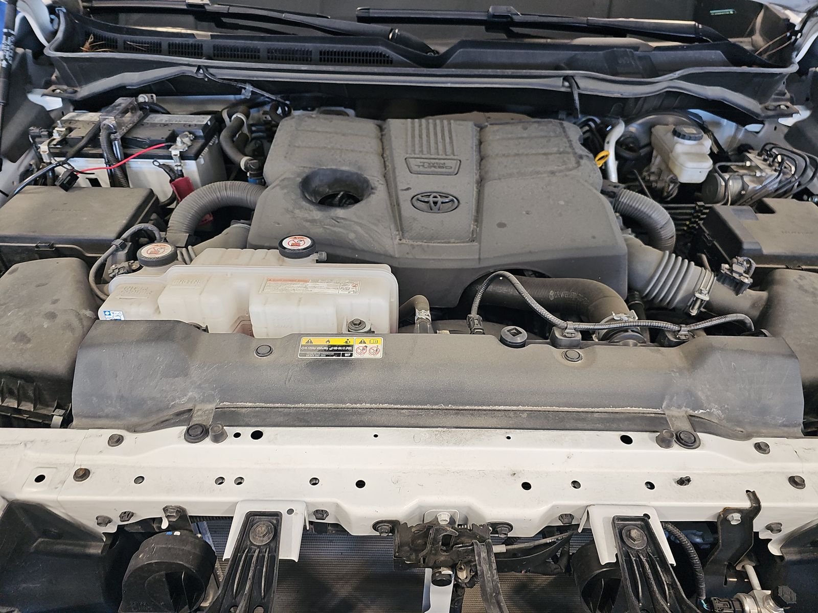 2023 Toyota Tundra SR5 AWD