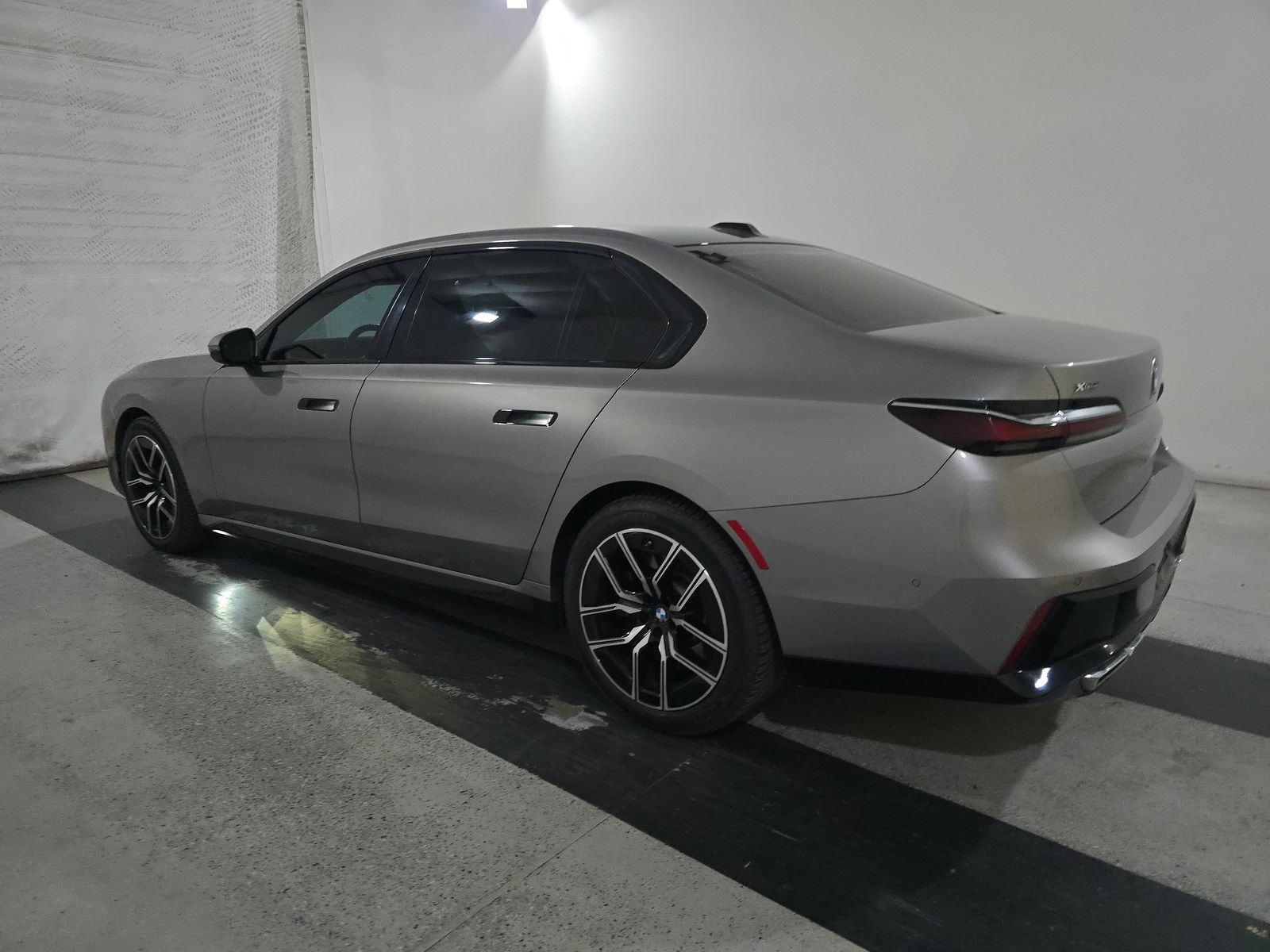 2023 BMW 7 Series 760i xDrive AWD