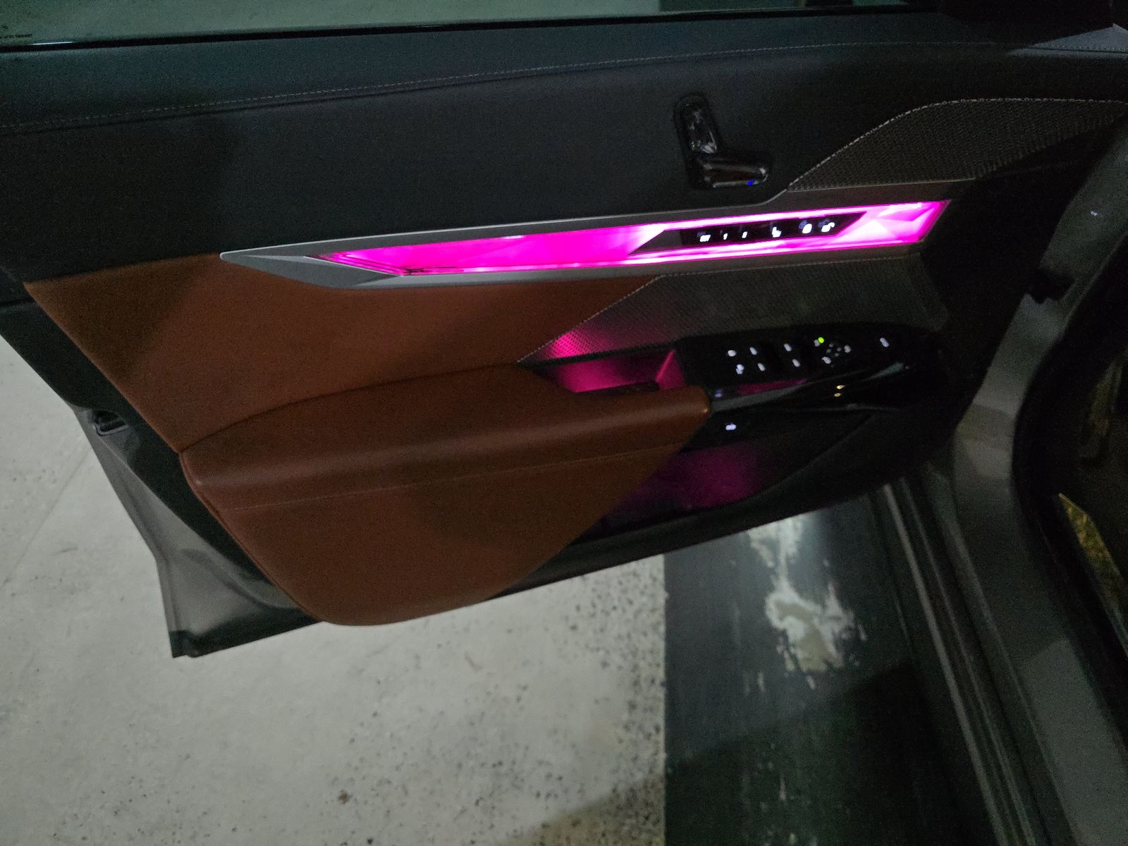 2023 BMW 7 Series 760i xDrive AWD