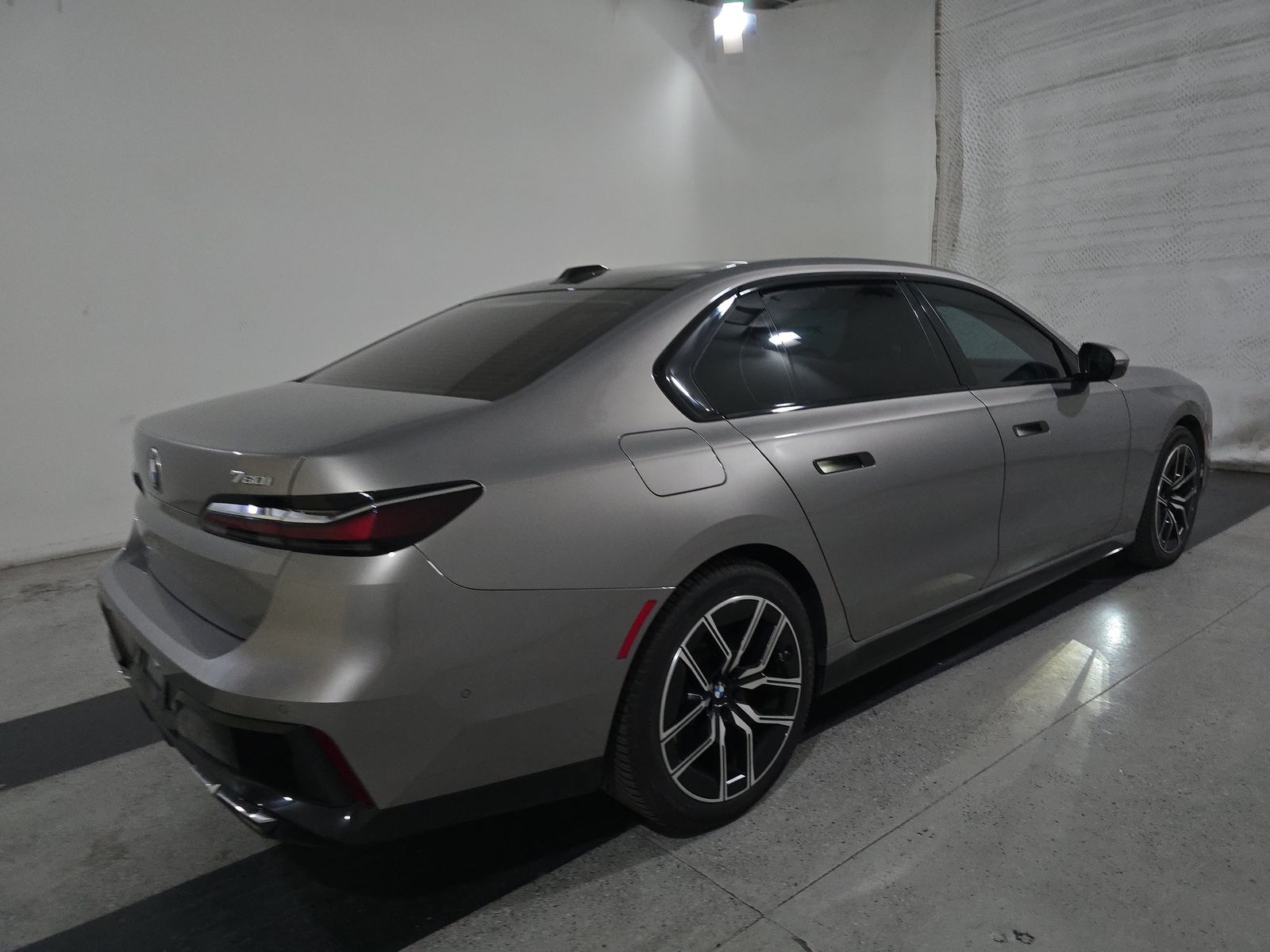 2023 BMW 7 Series 760i xDrive AWD