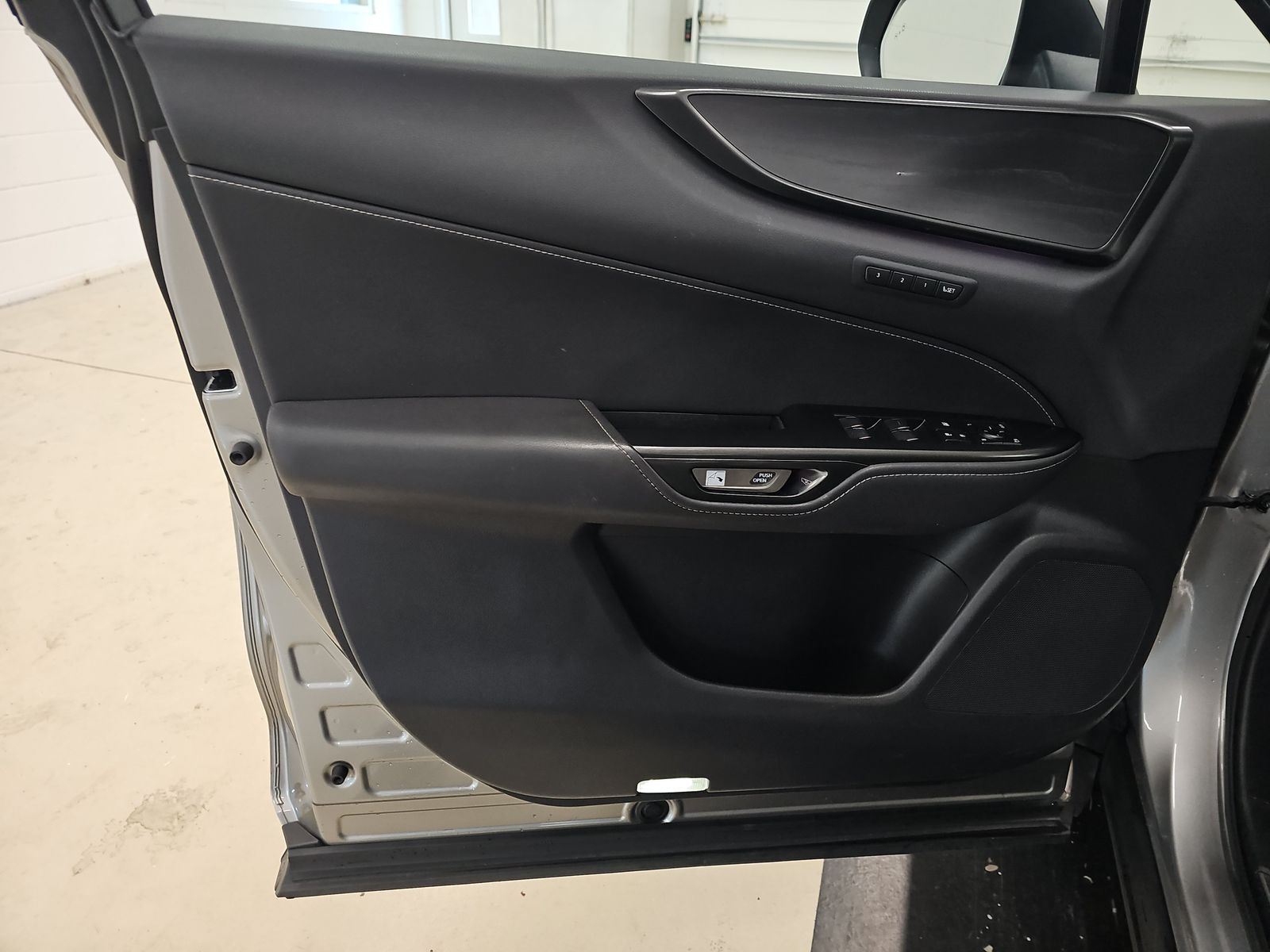 2022 Lexus NX NX 450h+ Luxury AWD