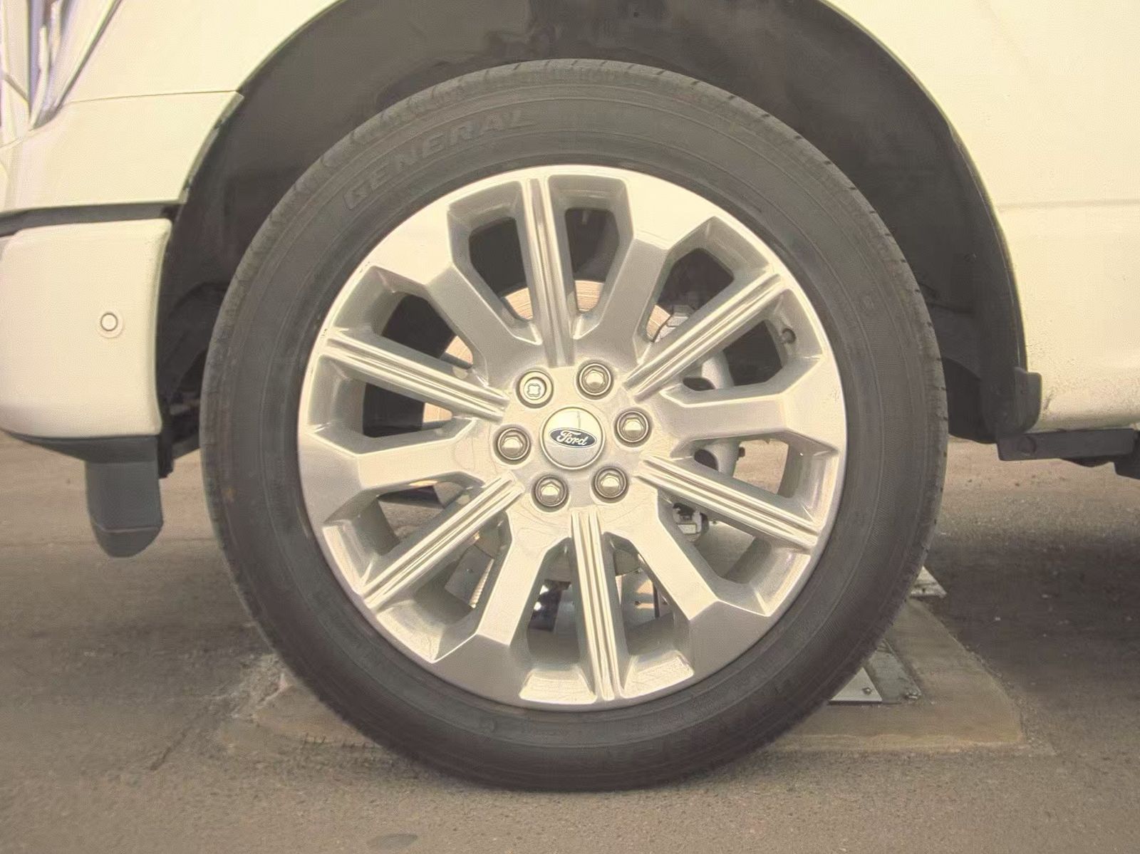 2023 Ford F-150 Hybrid Limited AWD