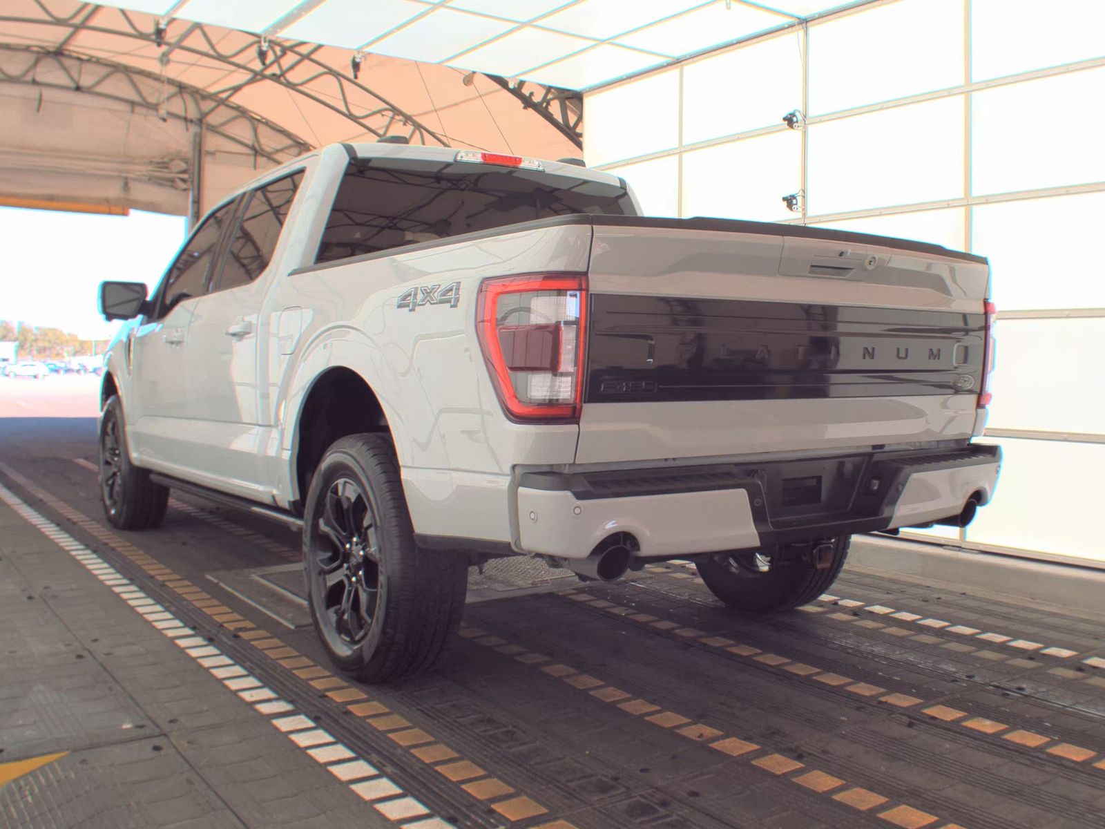 2023 Ford F-150 Hybrid Platinum AWD
