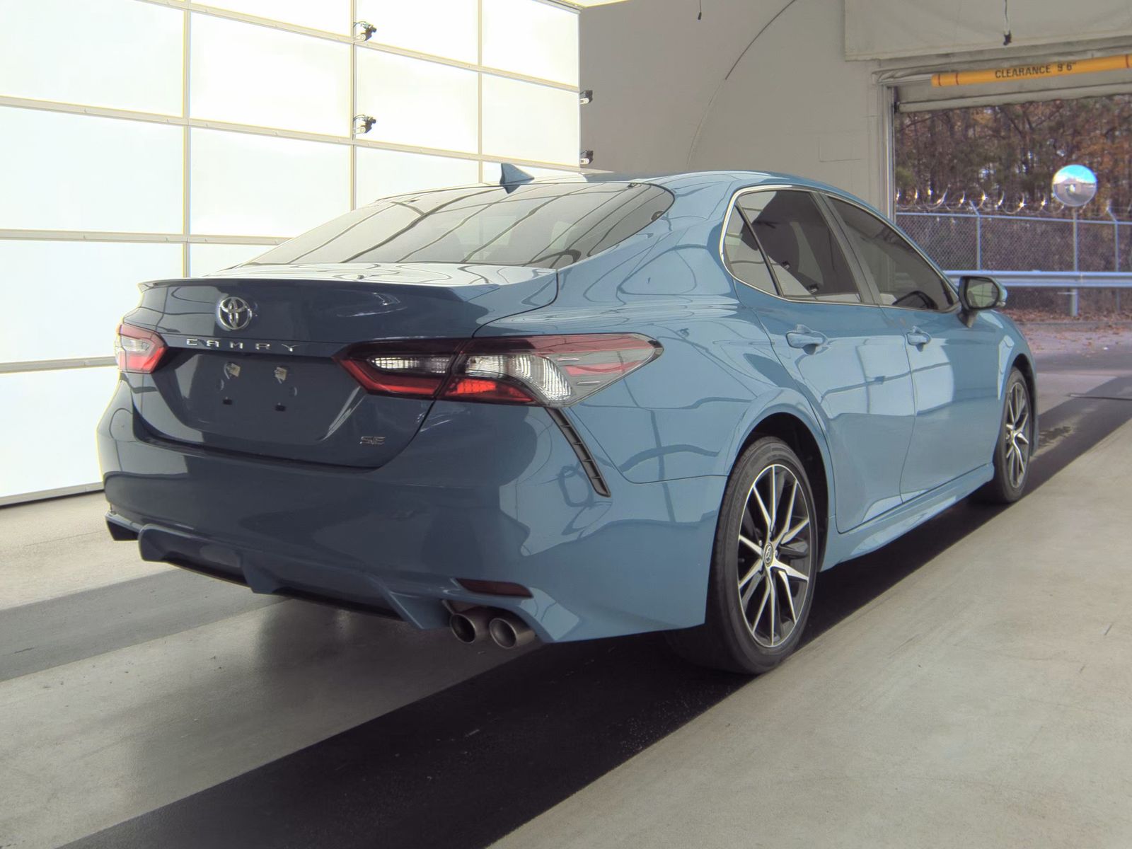 2024 Toyota Camry SE FWD