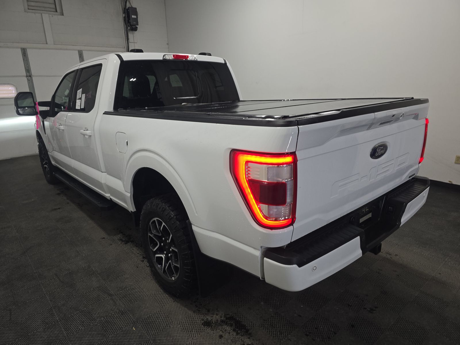 2023 Ford F-150 Lariat AWD
