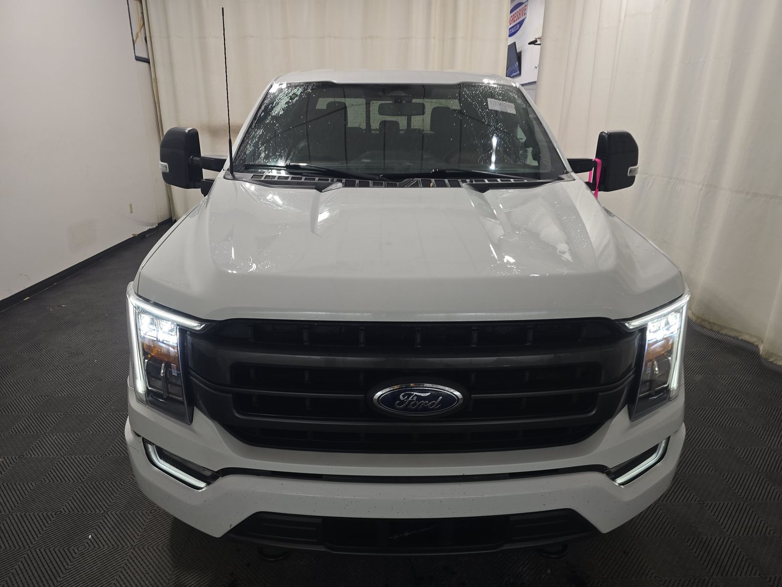 2023 Ford F-150 Lariat AWD