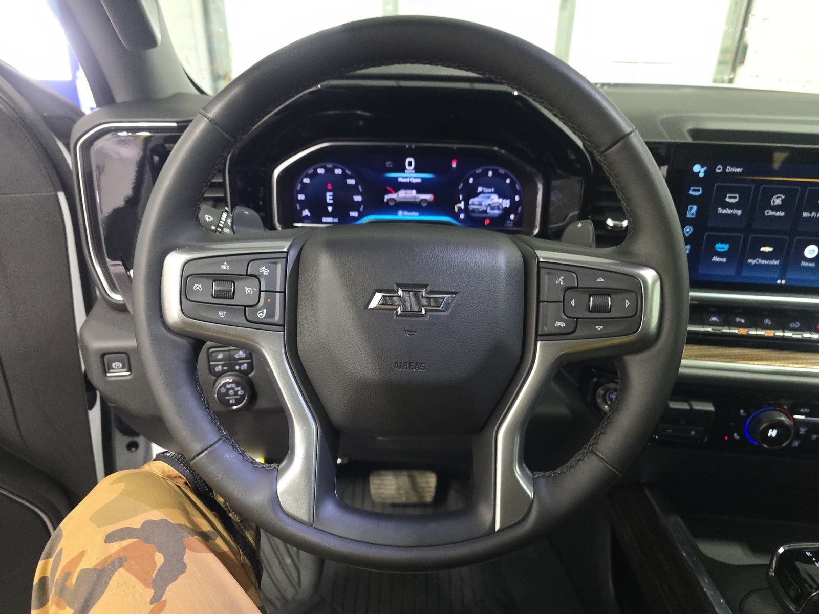 2024 Chevrolet Silverado 1500 RST AWD