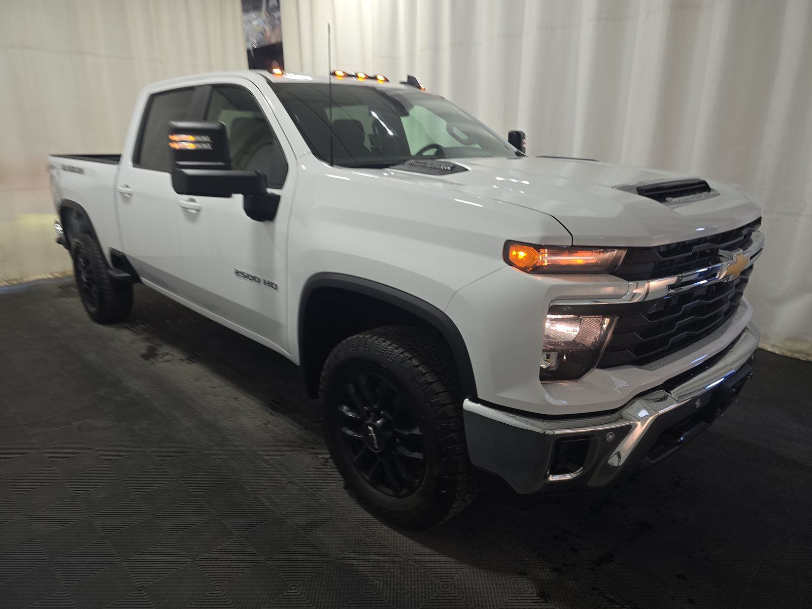 2025 Chevrolet Silverado 2500HD LT AWD