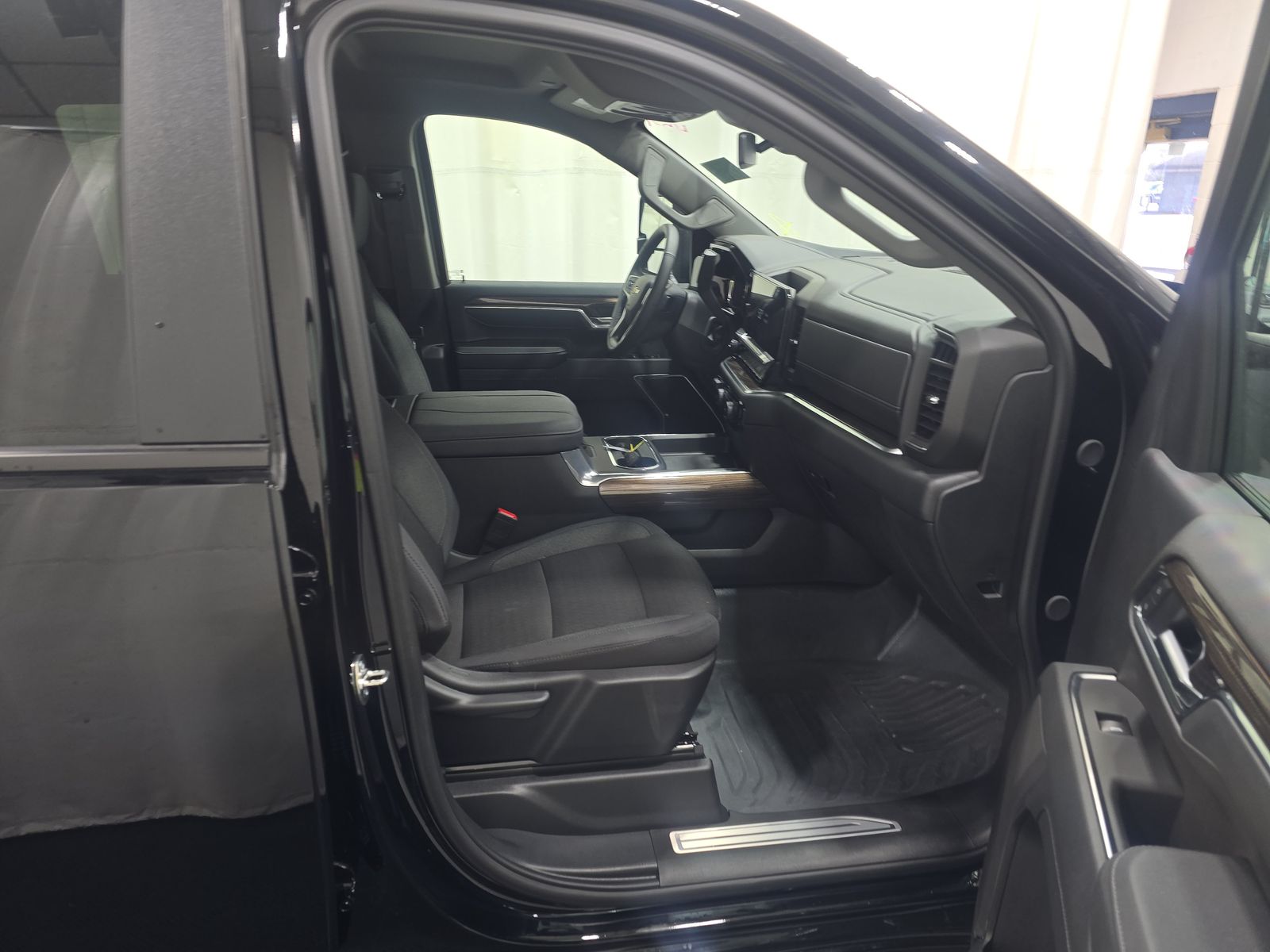 2025 Chevrolet Silverado 2500HD LT AWD