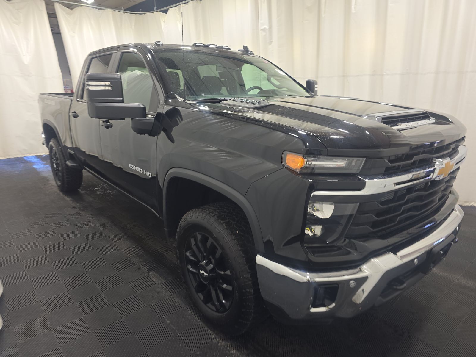 2025 Chevrolet Silverado 2500HD LT AWD