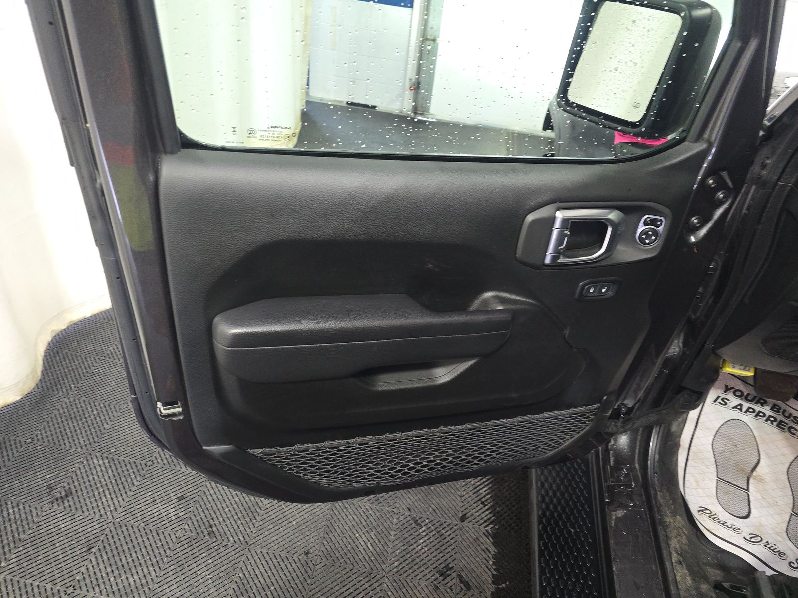 2024 Jeep Wrangler Willys AWD