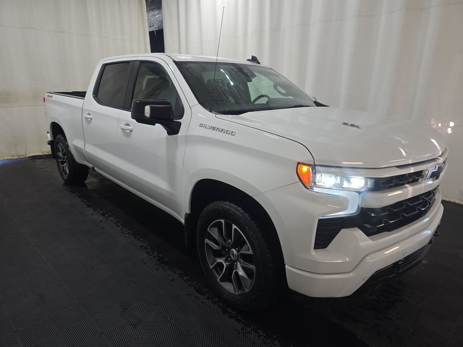 2024 Chevrolet Silverado 1500 RST AWD