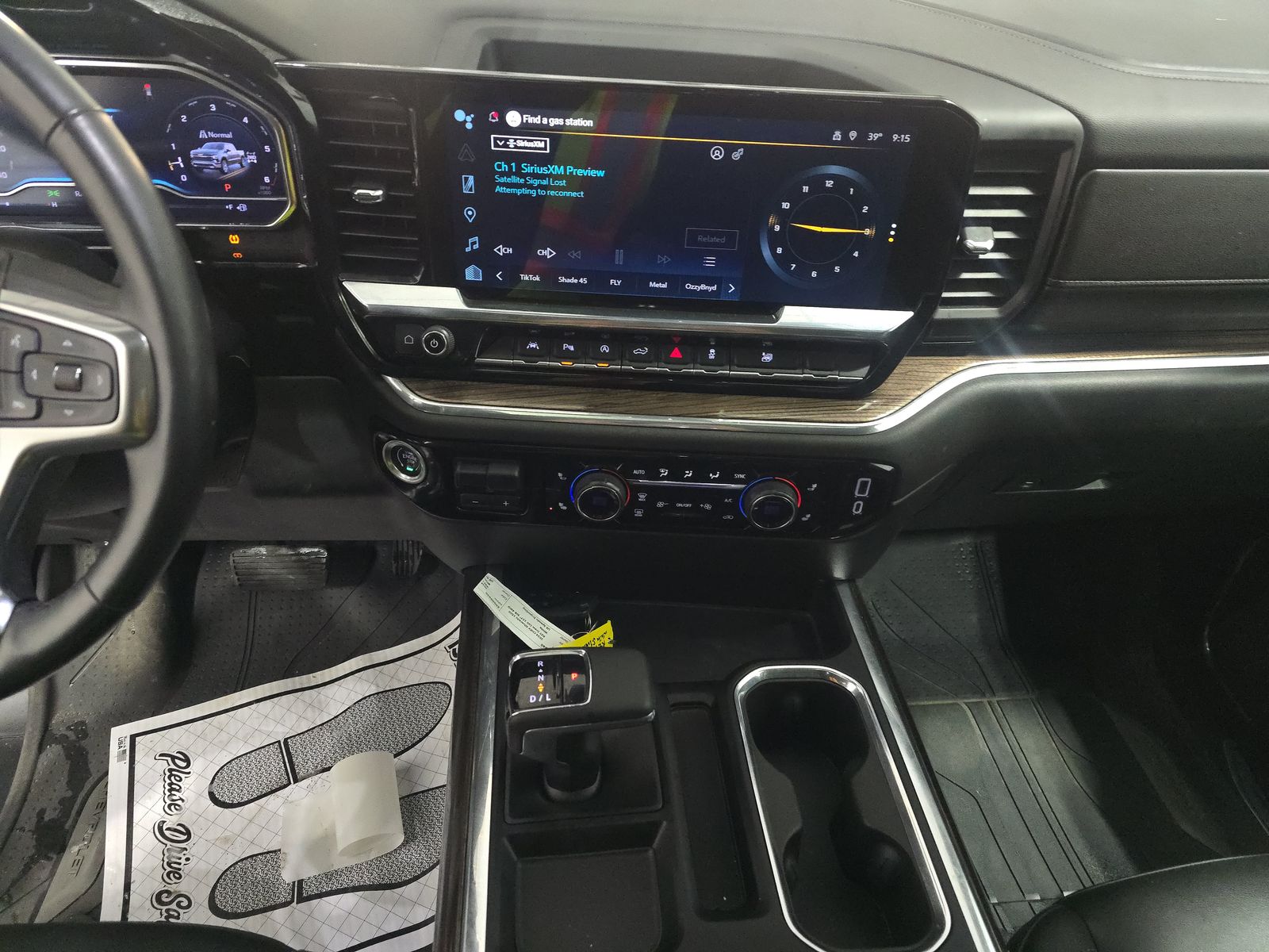 2024 Chevrolet Silverado 1500 RST AWD