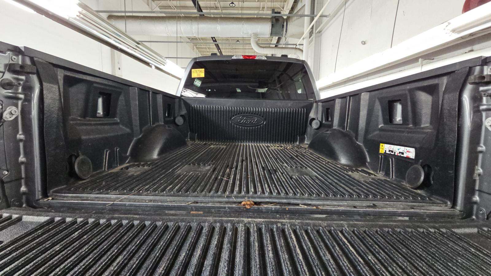 2022 Ford F-150 XL AWD