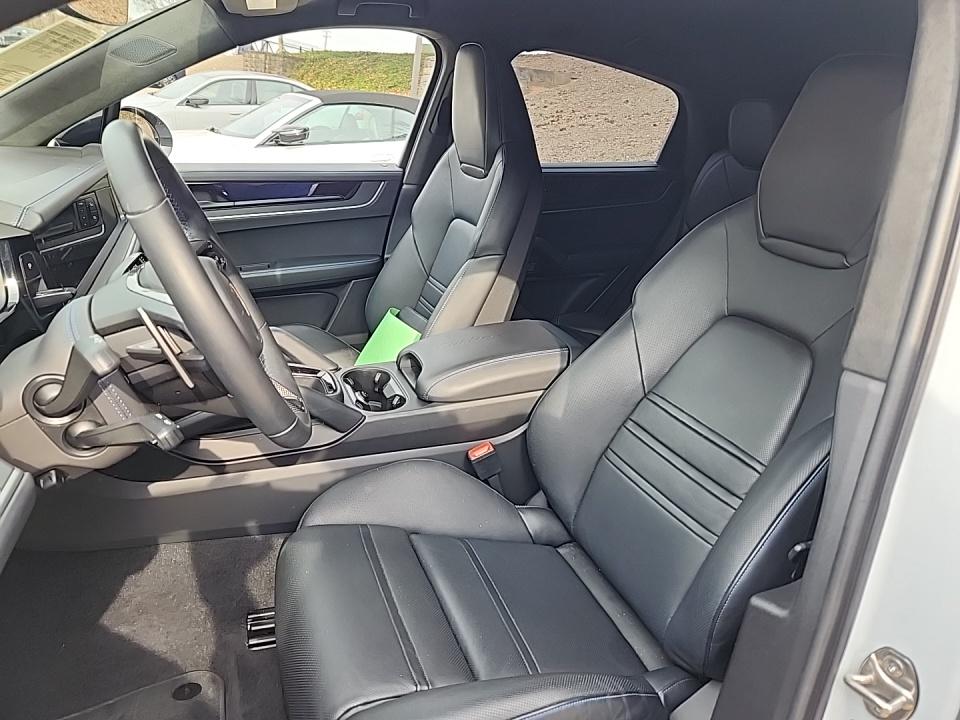 2024 Porsche Cayenne Turbo GT AWD
