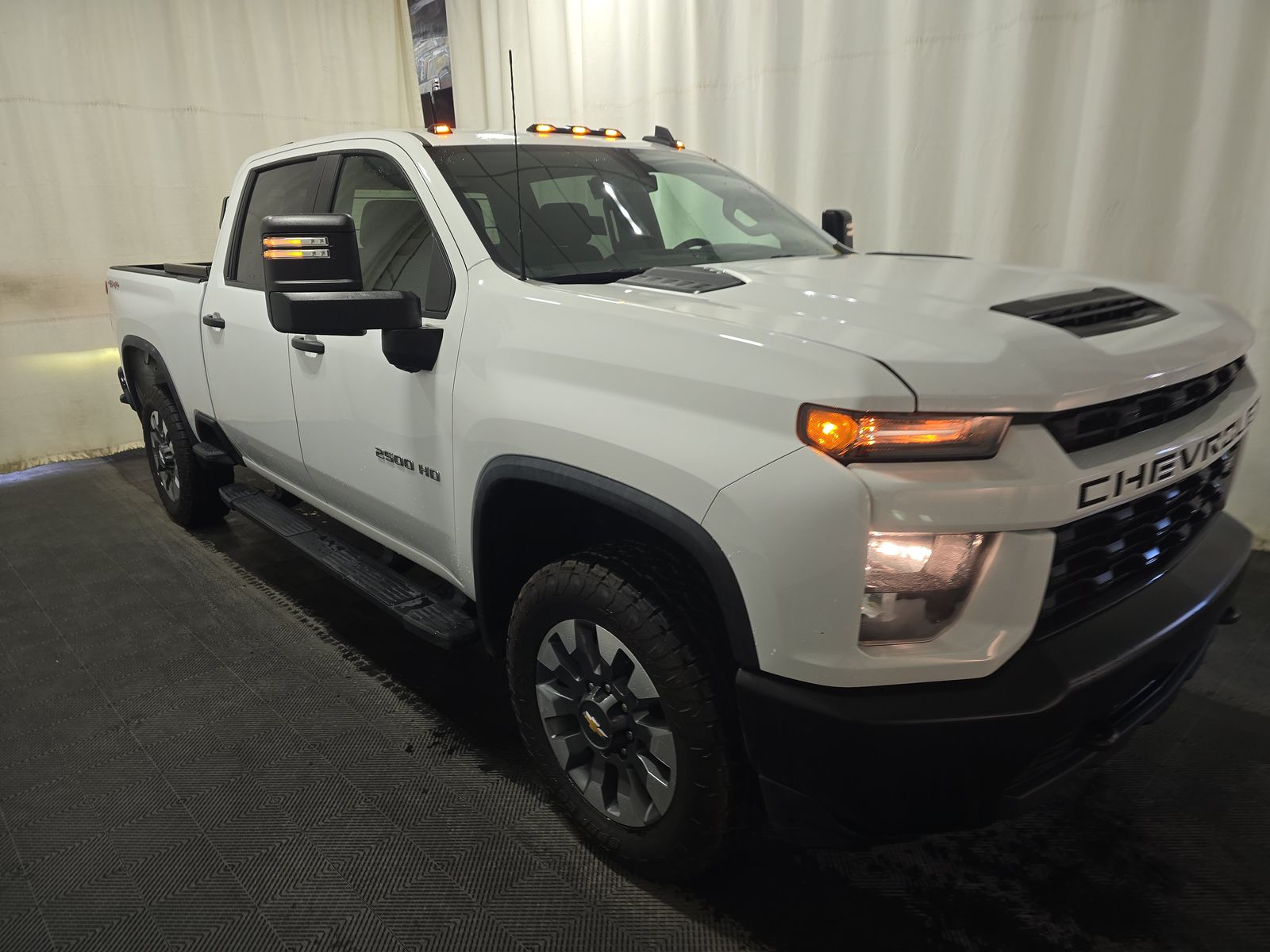 2022 Chevrolet Silverado 2500HD Custom AWD