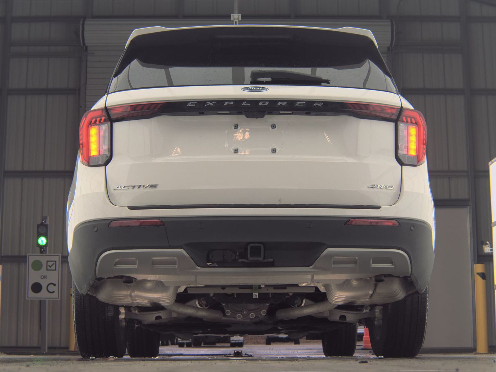 2025 Ford Explorer Active AWD